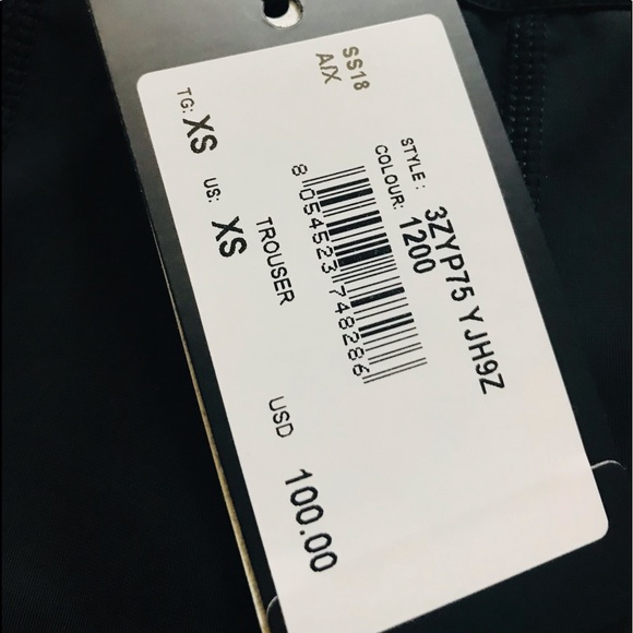 Armani Exchange Leggings / Yoga Pants - Picture 4 of 11